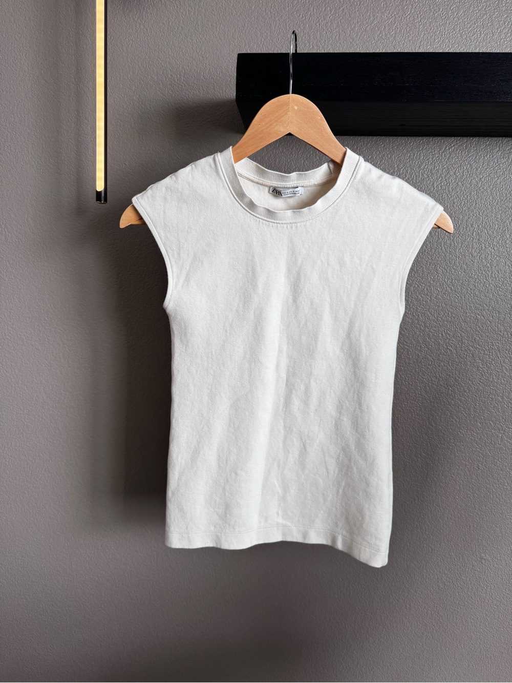 Zara cream cap sleeve tank top short sleeve top